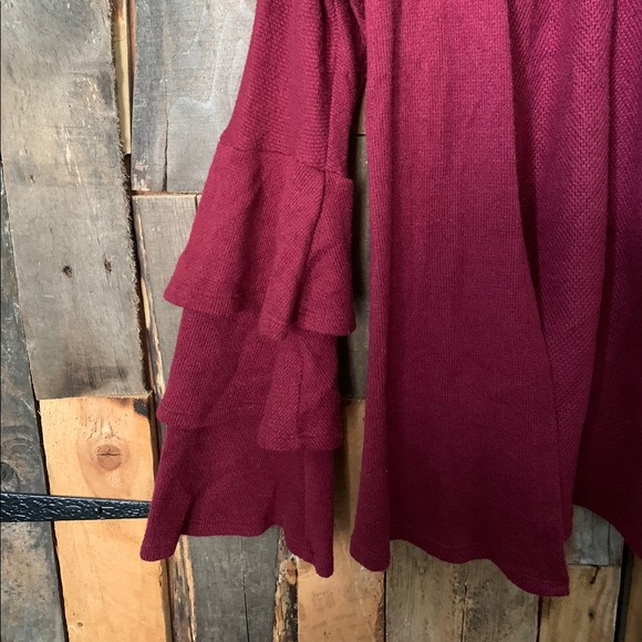 Maroon Ruffled Sleeves Cardigan - Picture 2 of 3